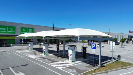 Iberdrola inaugura um novo hub de carregamento elétrico em Évora