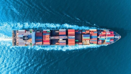 Mercado de transporte marítimo verde poderá atingir 10 mil milhões de dólares até 2030
