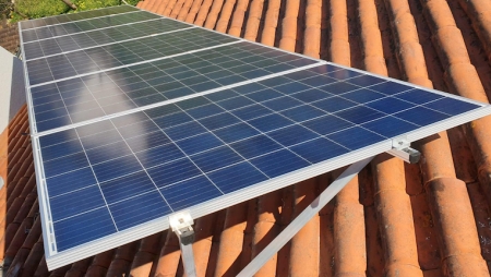 ABB-REACT 2, o inversor solar com armazenamento, entra nas casas Portuguesas