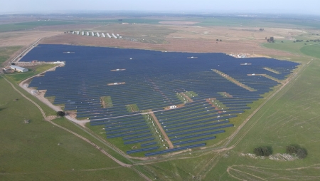Central fotovoltaica de Évora entra em funcionamento
