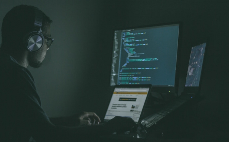 Minsait desafia programadores a integrar comunidade open source