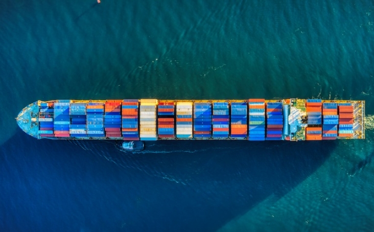 CMA CGM e DSV reforçam parceria para acelerar o transporte marítimo de baixo carbono