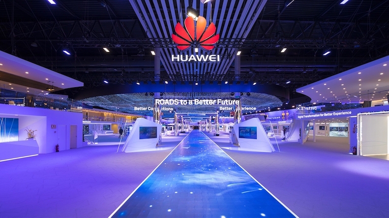 Reino Unido bane Huawei de rede 5G