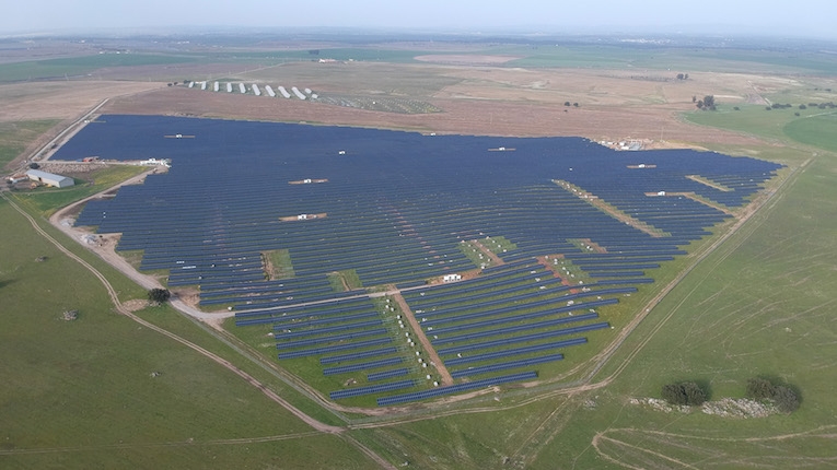 Central fotovoltaica de Évora entra em funcionamento
