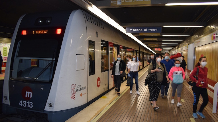 Indra instala sistema de controlo de ocupação no metro de Valência