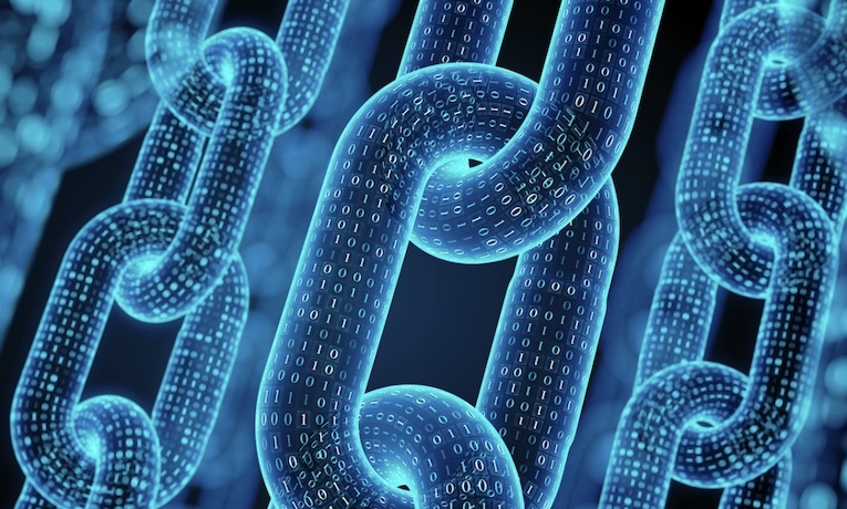 Blockchain: A implementação no panorama nacional