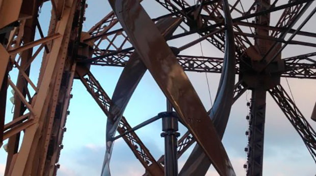 Torre Eiffel adere à energia eólica